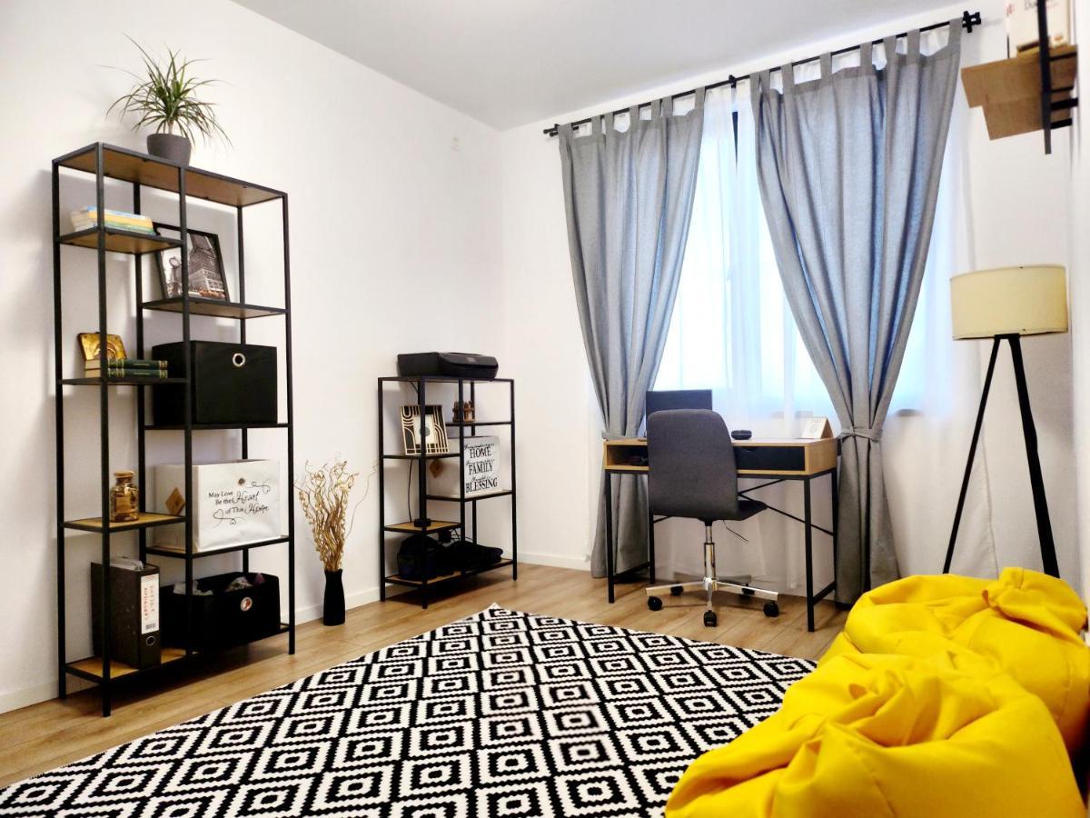 Adm Cozy Home - Entire Private House&Garden Tunarii Εξωτερικό φωτογραφία