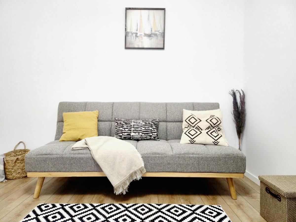 Adm Cozy Home - Entire Private House&Garden Tunarii Εξωτερικό φωτογραφία